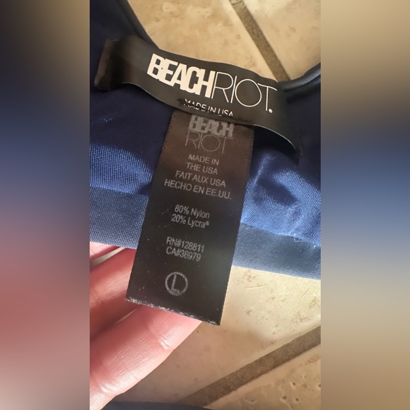 Beach riot M/L rugby stripe swimsuit - Picture 5 of 5